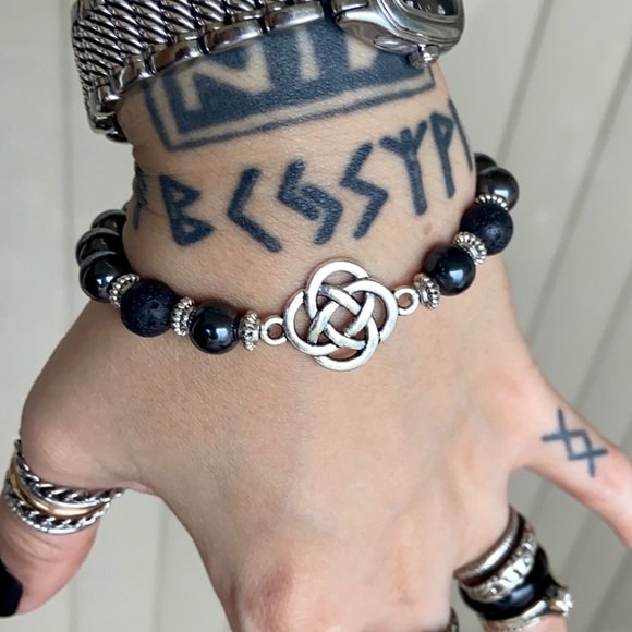 Silver Celtic knot lava rock & hematite bracelet - Picture 12 of 14